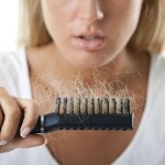 kaip apsaugoti plaukus nuo slinkimo